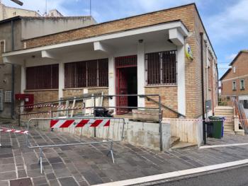Lufficio-postale-di-Cupello.JPG
